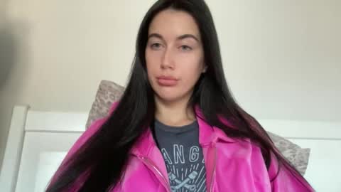 Snapshot of cute_kriss94 chatting on November 1, 12:51 pm cute_kriss94 online show from November 1, 12:51 pm