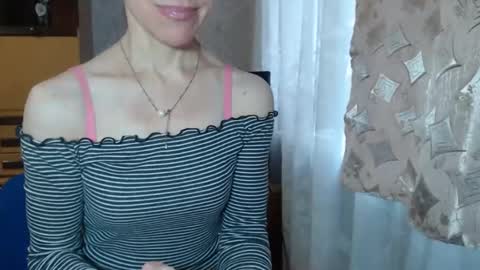 cute_lion_ online show from February 4, 8:46 am