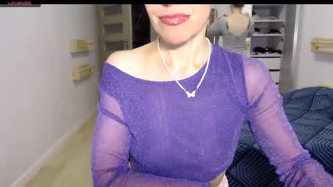 cute_lion_ online show from December 21, 11:50 am