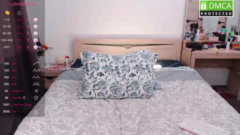 Snapshot of cute_milana chatting on November 11, 9:09 am Milana online show from November 11, 9:09 am