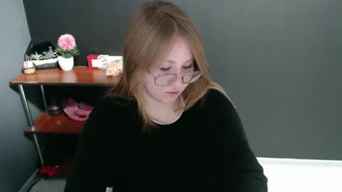 Veronica online show from December 6, 11:22 am