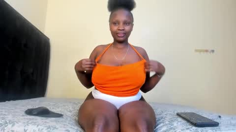 cute n nasty online show from December 4, 3:32 pm