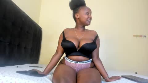 cute n nasty online show from December 6, 11:22 am