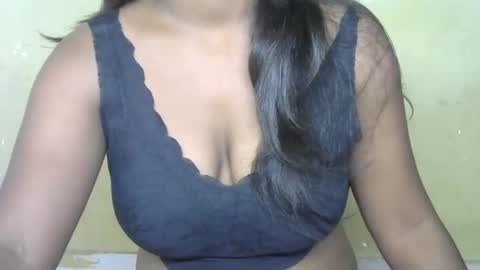 Snapshot of cute_payalji chatting on October 20, 2:23 am alia online show from October 20, 2:23 am