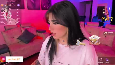 Snapshot of cute_sarita18 chatting on November 11, 7:19 am Sarita online show from November 11, 7:19 am