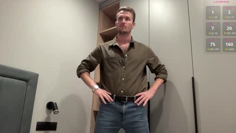 Snapshot of cute_skywalker chatting on September 22, 6:43 pm cute_skywalker online show from September 22, 6:43 pm