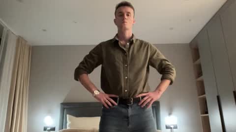 cute_skywalker online show from November 1, 5:48 pm