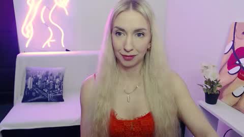 cute_smile_shy online show from February 13, 9:55 pm