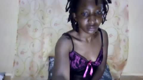 Snapshot of cute_xeniah chatting on September 14, 12:21 am cute_xeniah online show from September 14, 12:21 am