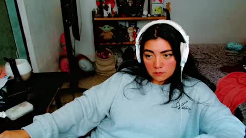 Snapshot of cuteambervi chatting on January 24, 8:11 pm Princess Amber online show from January 24, 8:11 pm