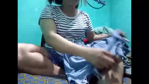 Snapshot of cutechey06 chatting on January 4, 9:54 am Sky online show from January 4, 9:54 am