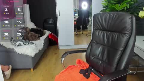 Snapshot of cutee_lexy chatting on November 20, 6:18 pm Lexy online show from November 20, 6:18 pm