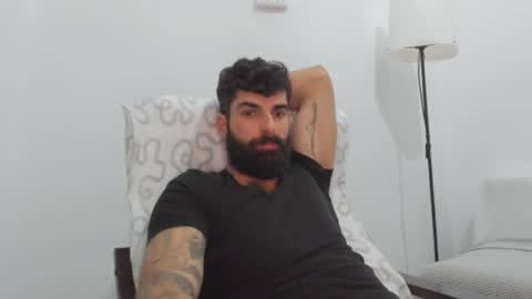 cuteeboy online show from March 10, 3:41 pm