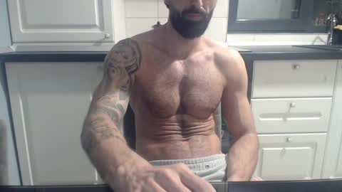 cuteeboy online show from March 29, 10:10 pm