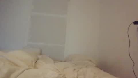 Snapshot of cuteguy6668889 chatting on November 2, 1:57 pm Cutegoth online show from November 2, 1:57 pm