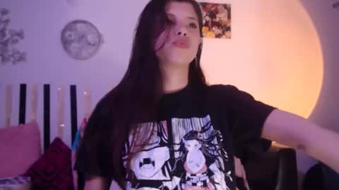 haome online show from December 22, 9:23 pm