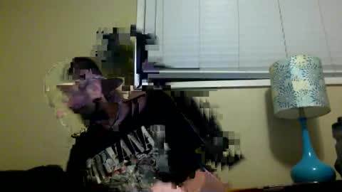 cutehungboi online show from September 16, 3:18 am