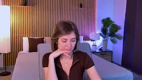 cutemirage online show from April 14, 2:56 pm