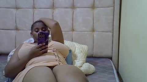 Snapshot of cutestebony1 chatting on October 3, 10:07 pm cutestebony1 online show from October 3, 10:07 pm