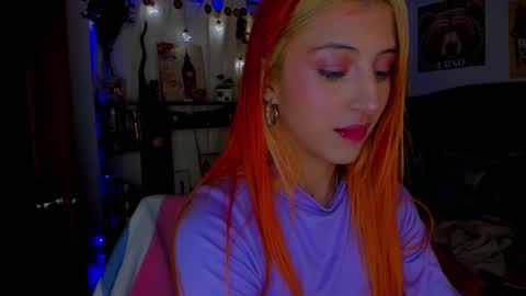 cuteweed420 online show from January 1, 6:05 am