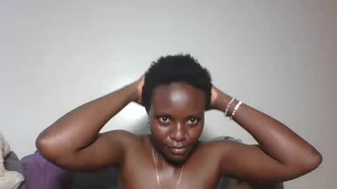 Snapshot of cutey_lunar chatting on October 12, 7:46 pm cutey_lunar online show from October 12, 7:46 pm