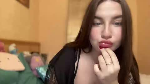 CuteAnn online show from October 7, 3:53 pm