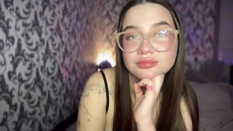 Snapshot of cuteyaji chatting on November 9, 7:23 pm CuteAnn online show from November 9, 7:23 pm