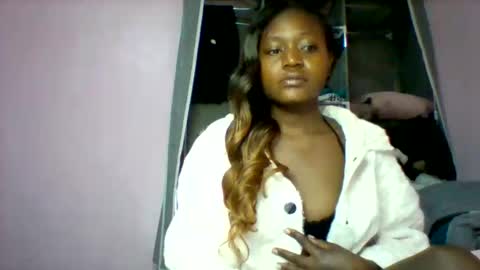 cutezola online show from October 20, 5:30 am