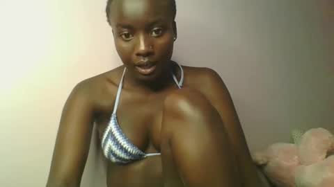 Snapshot of cutie_choco chatting on September 25, 2:10 pm cutie_choco online show from September 25, 2:10 pm