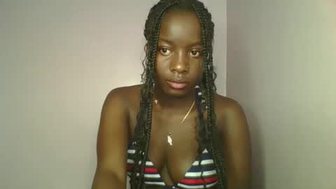 Snapshot of cutie_choco chatting on October 14, 12:17 pm cutie_choco online show from October 14, 12:17 pm