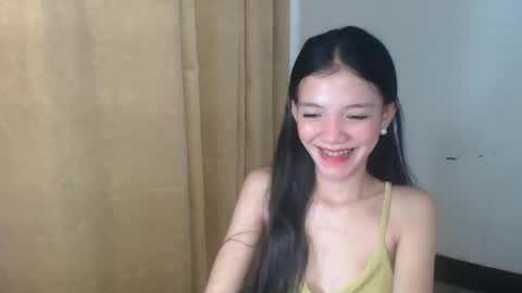 cutie_cristelle online show from November 8, 7:52 am