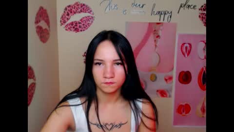 Snapshot of cutielady_ chatting on September 22, 6:54 pm Emma online show from September 22, 6:54 pm