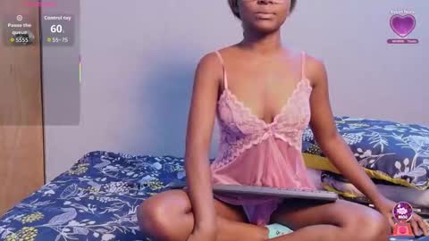 Kiara  online show from February 2, 7:45 pm