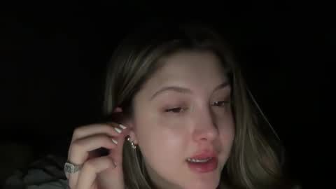 Cutieoggg420 online show from March 25, 4:51 am