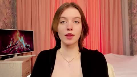 Snapshot of cutiestorm chatting on February 16, 8:32 am Mila online show from February 16, 8:32 am