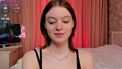 Snapshot of cutiestorm chatting on March 4, 10:32 am Mila online show from March 4, 10:32 am