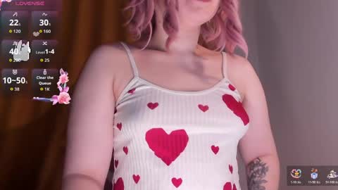 CutieSue online show from March 17, 5:27 pm