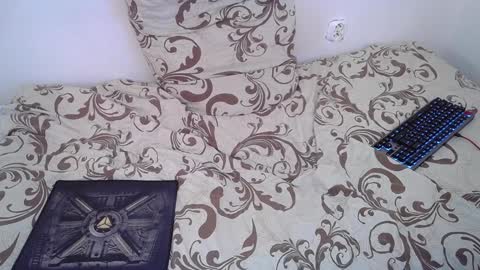 torry online show from December 8, 7:15 am