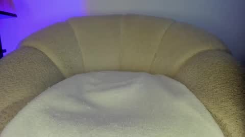 Snapshot of cutte_hanna18 chatting on November 1, 12:51 pm Hannah online show from November 1, 12:51 pm