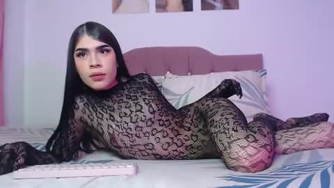 Sophia online show from October 10, 9:03 pm