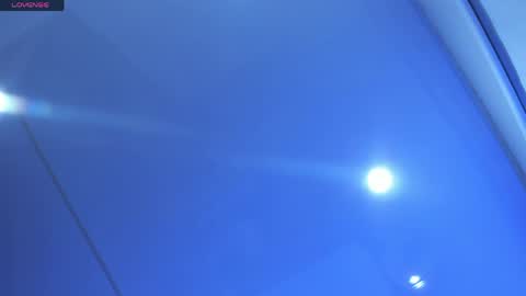 Laura online show from April 8, 11:10 am