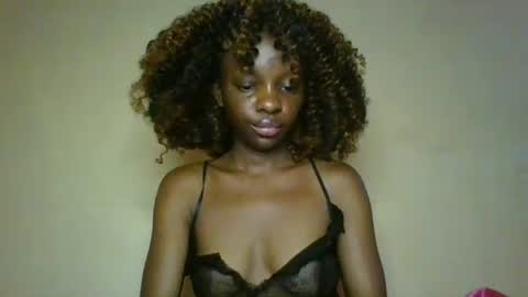 Snapshot of cutty_teshy chatting on March 3, 12:05 pm cutty_teshy online show from March 3, 12:05 pm