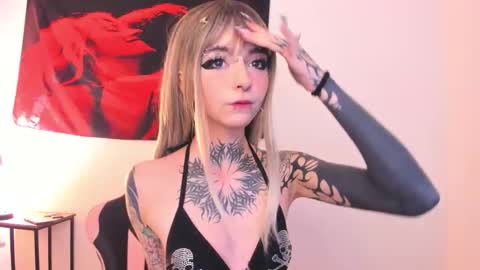 cel I am independent Help me reach 200 thumbs up uwu online show from February 3, 4:32 am