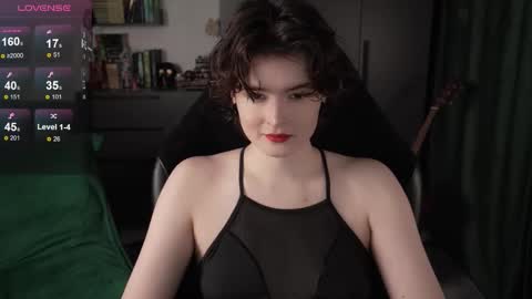 Helen Blossom online show from December 20, 2:24 pm