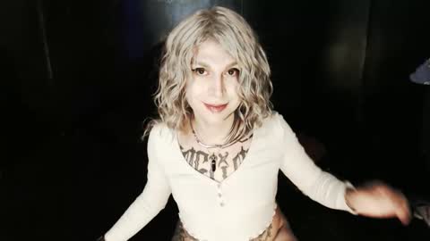 Nikki online show from March 18, 2:37 am