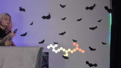 Snapshot of cyberzoe chatting on October 22, 5:02 pm cyber zoe online show from October 22, 5:02 pm