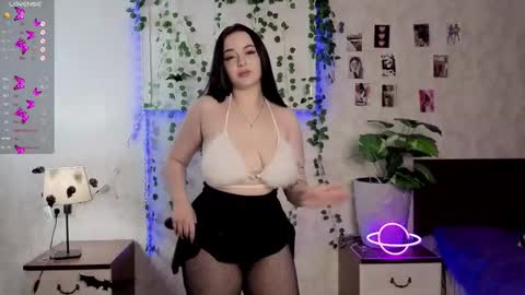 cycloidnest online show from November 17, 6:24 pm