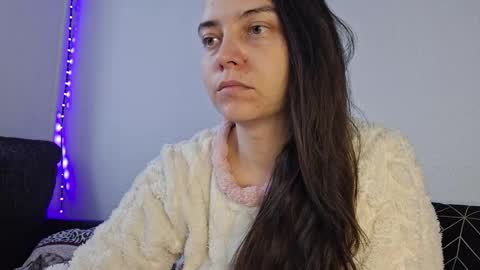 Cyndee Winter online show from December 21, 11:44 am