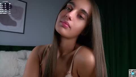 Isabella online show from February 23, 1:03 am