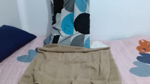 Snapshot of czarina69 chatting on November 16, 1:33 am czarina69 online show from November 16, 1:33 am